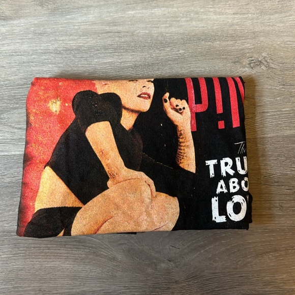Pink The Truth About Love T-Shirt / 2013 Tour / XL - Picture 7 of 8